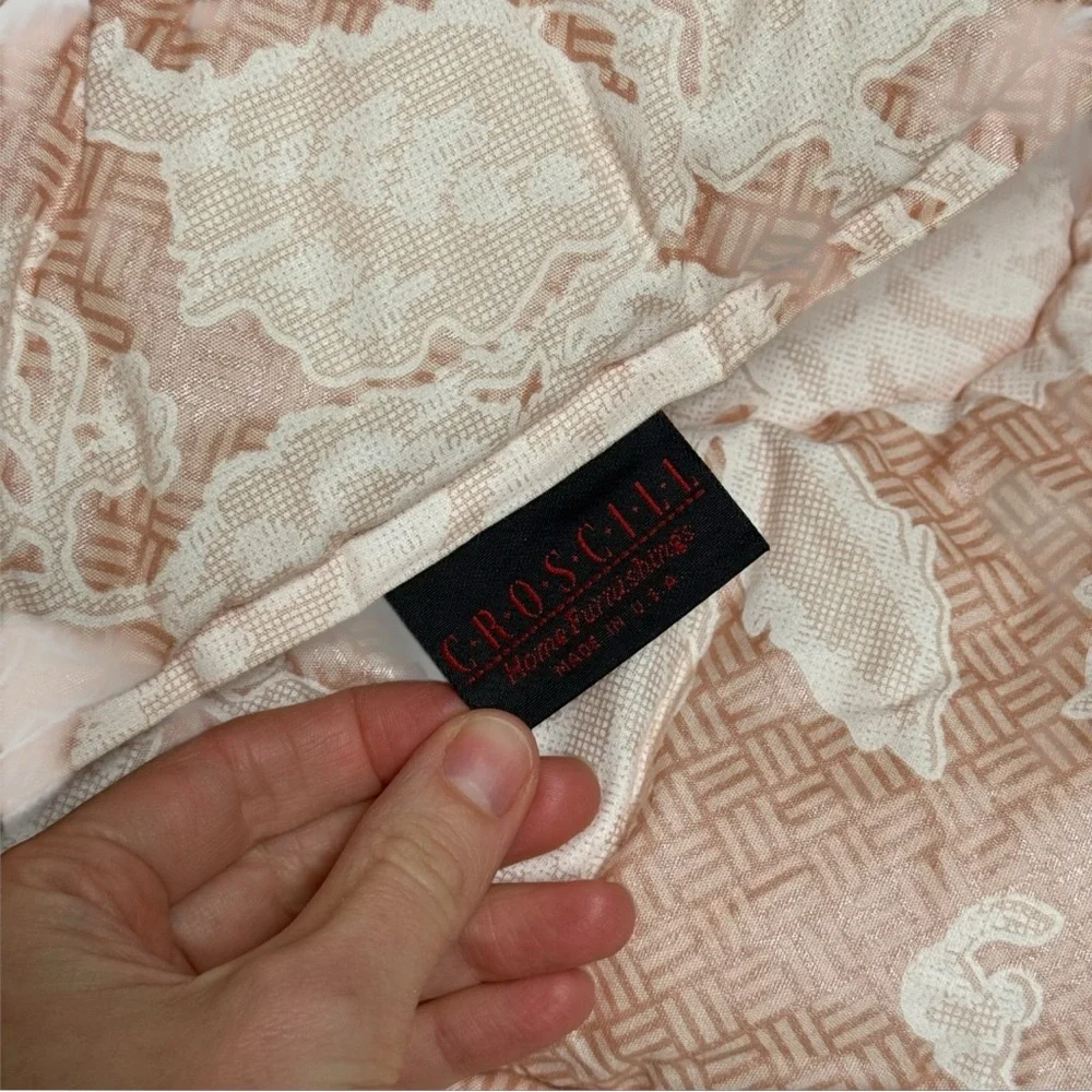 CROSCILL Rare Vintage Queen Comforter 4 -Piece Set‎ Pink Cream
